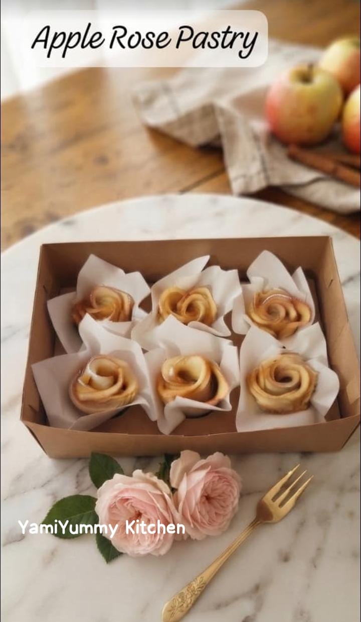 Apple Rose Pastry Rp 70.000,-/box isi 6 pcs